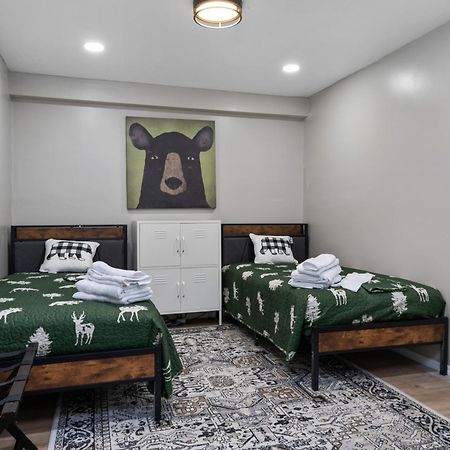 Spacious Cabin Near Hocking Hills And Caves With Hot Tub And Firepit Laurelville Ngoại thất bức ảnh