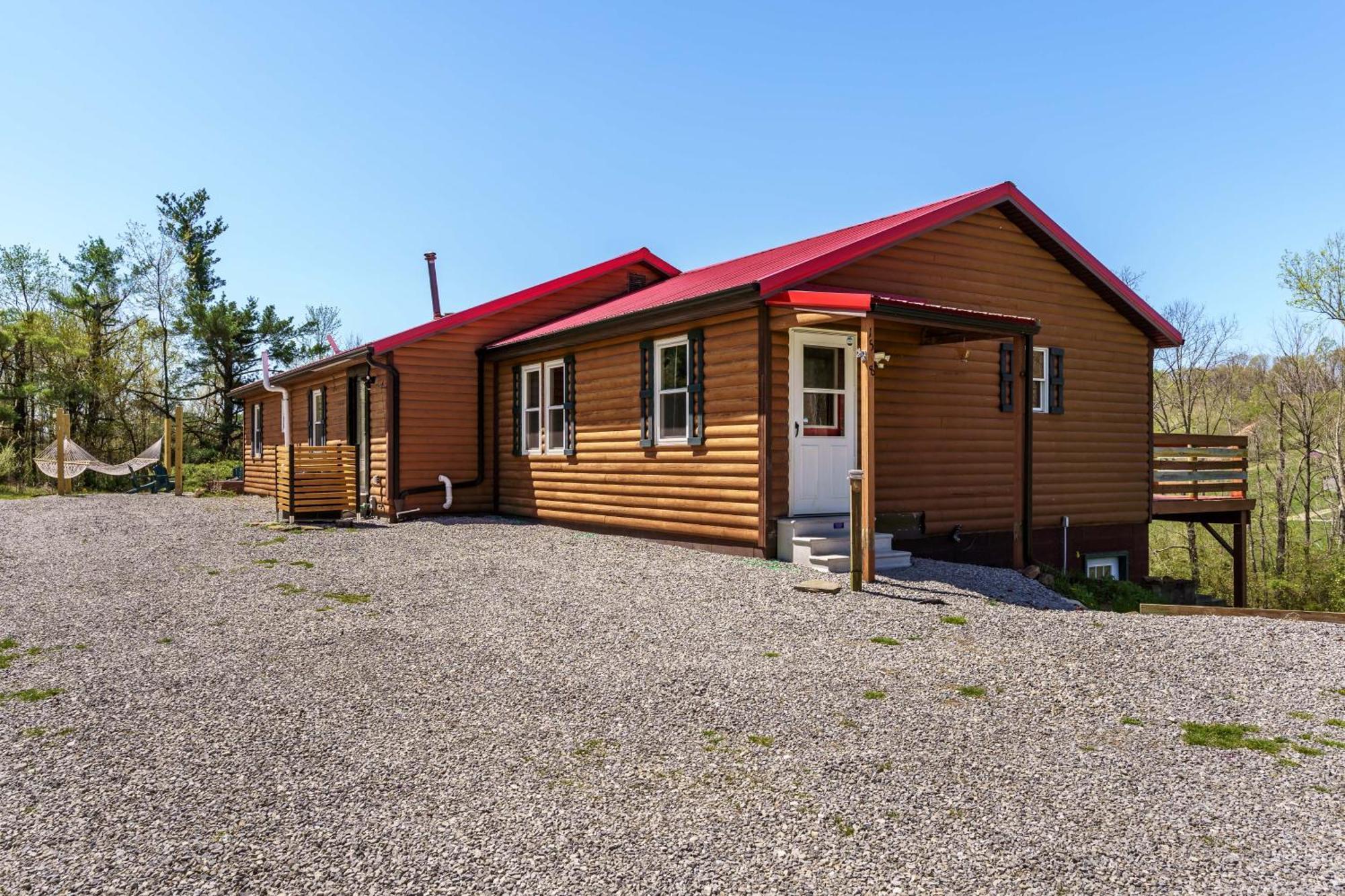 Spacious Cabin Near Hocking Hills And Caves With Hot Tub And Firepit Laurelville Ngoại thất bức ảnh