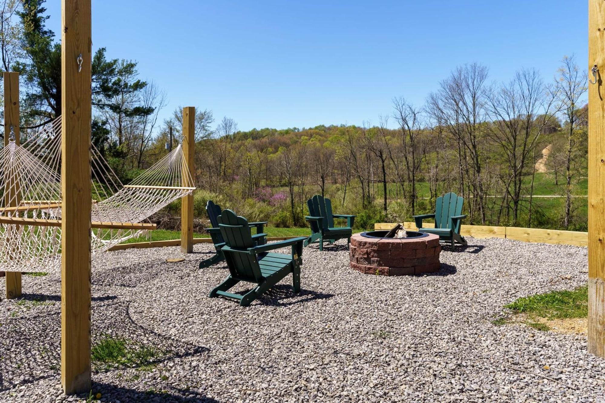 Spacious Cabin Near Hocking Hills And Caves With Hot Tub And Firepit Laurelville Ngoại thất bức ảnh